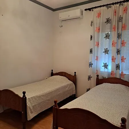 On * Gjirokastër